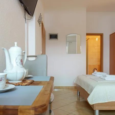 Lejlighed With Parking Space Baska Voda, Makarska - 16517